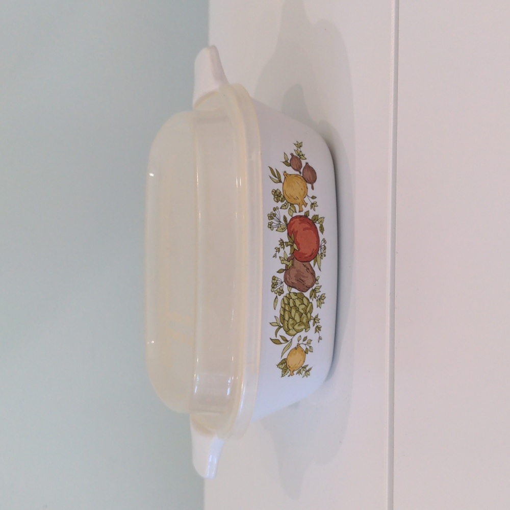 Vintage CorningWare Spice of Life 1 3/4 C mini casserole with lid